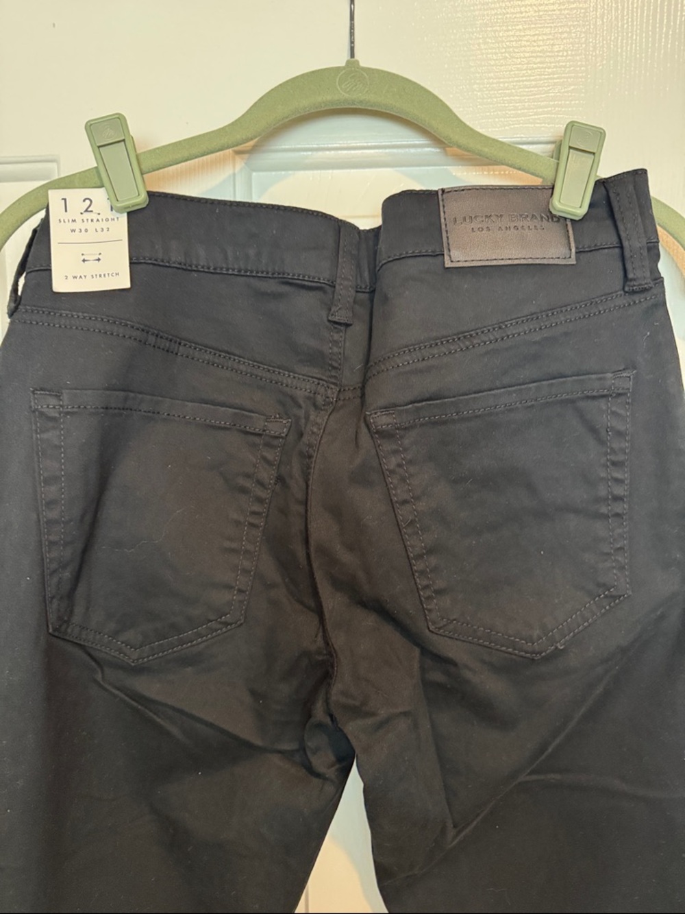 Lucky Brand Men's Slim Straight Jeans in Black 30 x 32